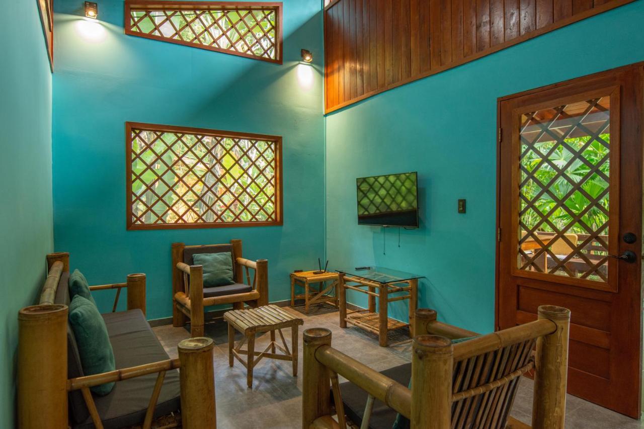 Villa Pina Dorada Dependencia Del Hotel Casa Merlin Puerto Viejo de Talamanca Exteriör bild