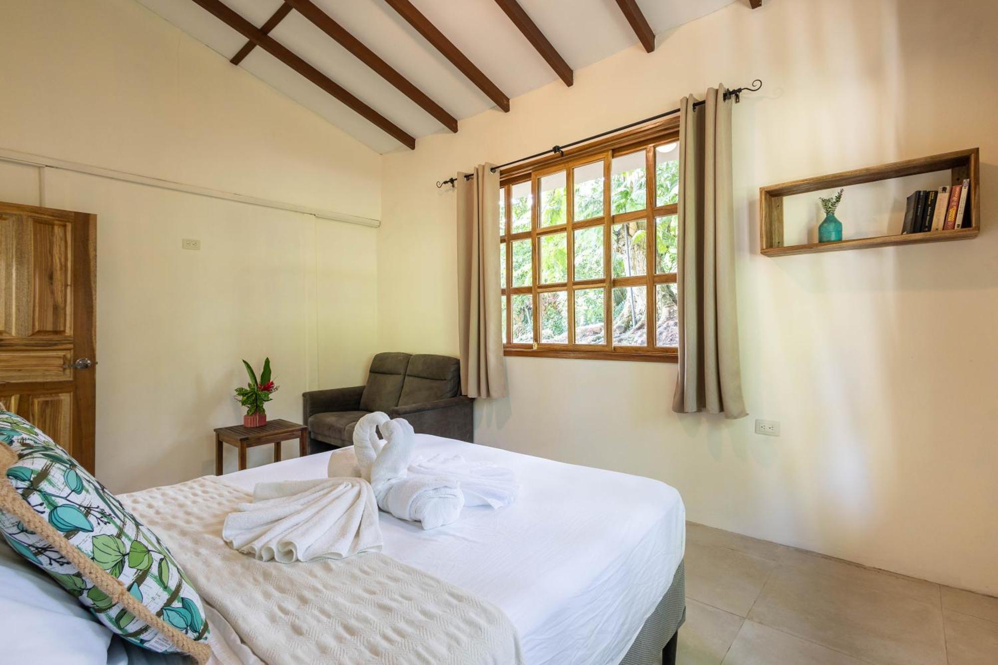 Villa Pina Dorada Dependencia Del Hotel Casa Merlin Puerto Viejo de Talamanca Exteriör bild