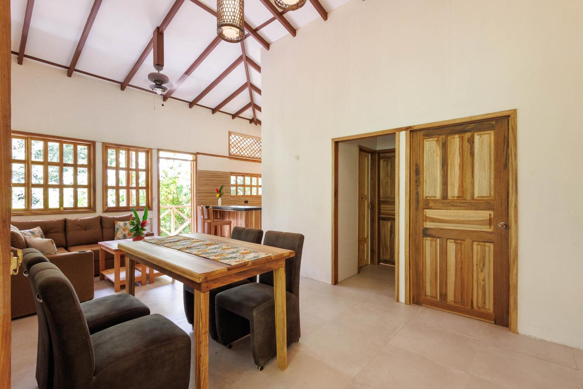 Villa Pina Dorada Dependencia Del Hotel Casa Merlin Puerto Viejo de Talamanca Exteriör bild