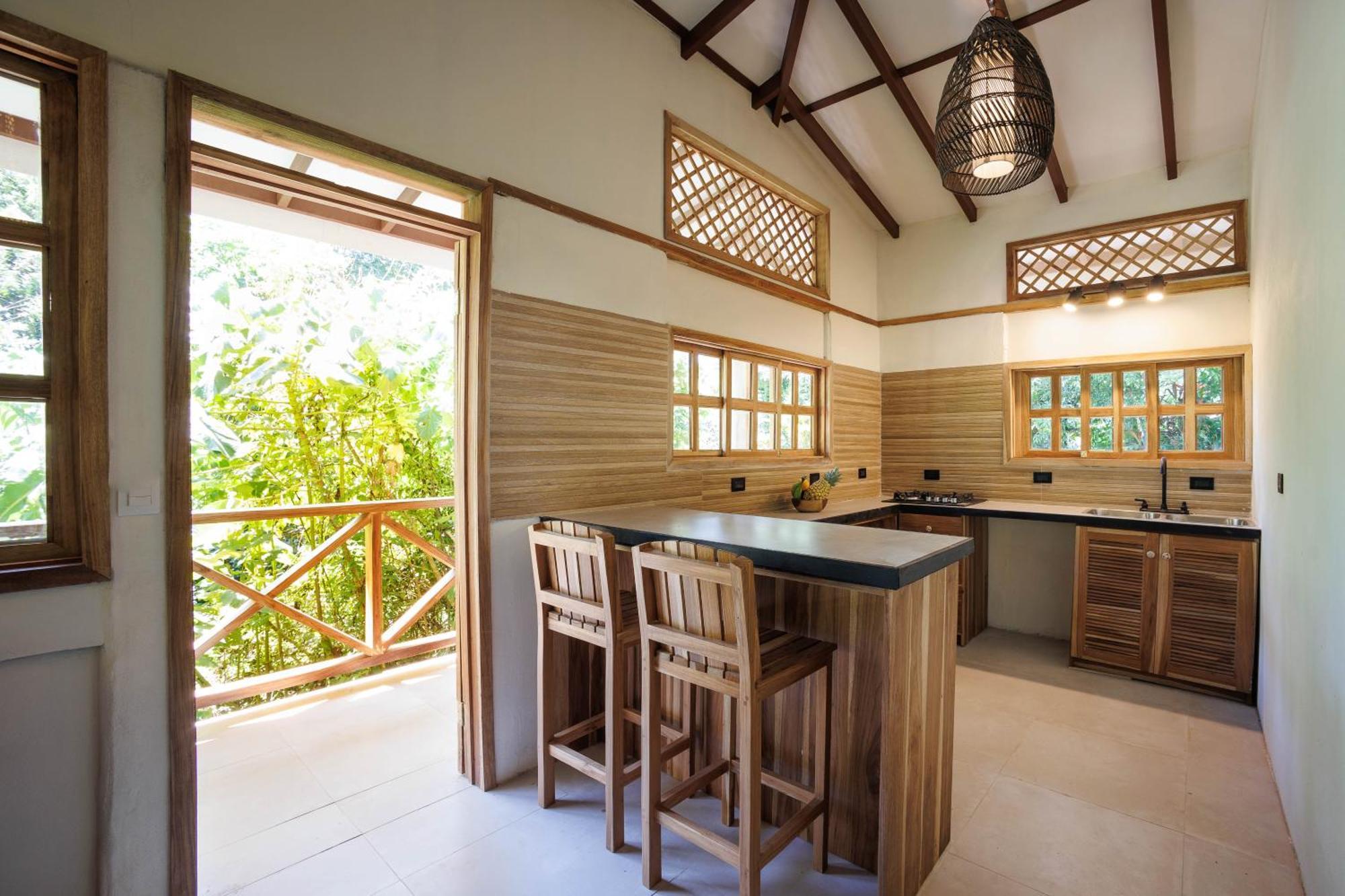 Villa Pina Dorada Dependencia Del Hotel Casa Merlin Puerto Viejo de Talamanca Exteriör bild